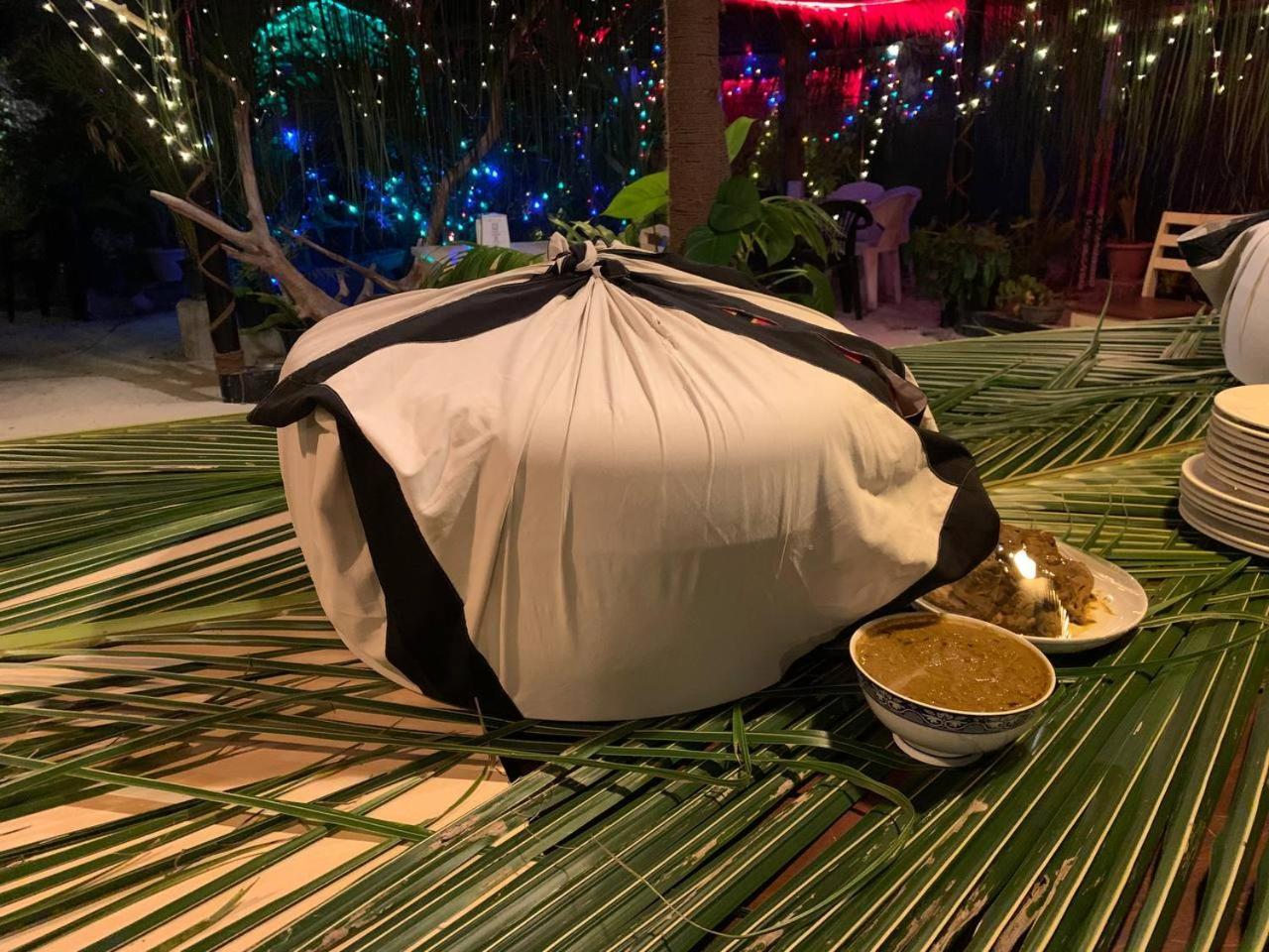 Turtle Maldives - Your Gateway To The Beach & Marine Adventures Await! Omadhoo Kültér fotó