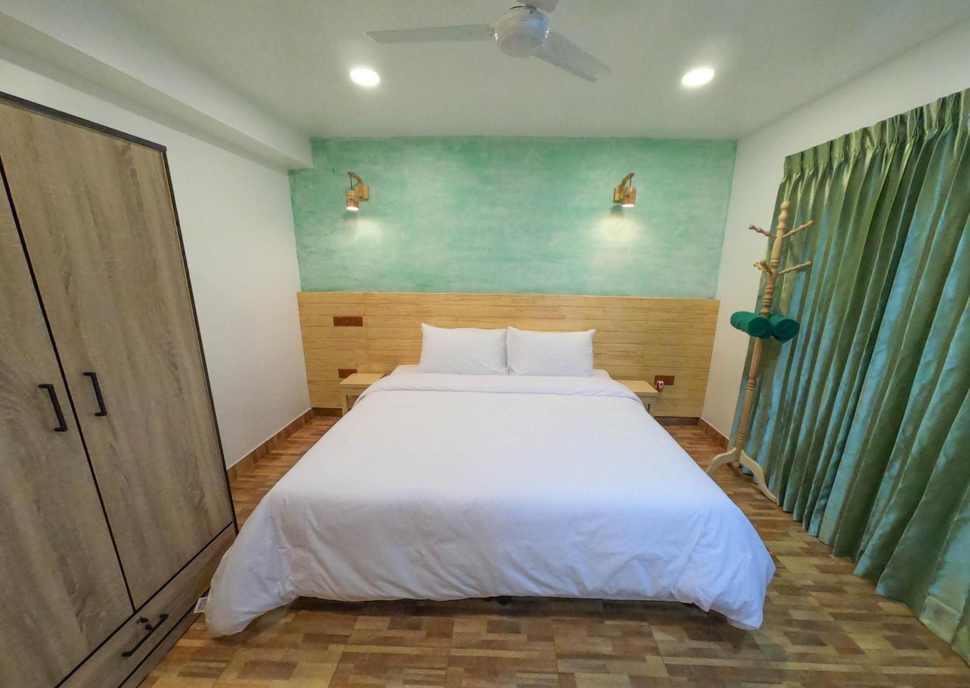 Turtle Maldives - Your Gateway To The Beach & Marine Adventures Await! Omadhoo Szoba fotó
